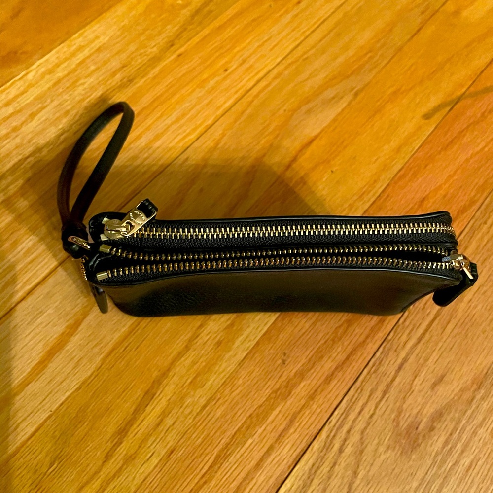 COACH black wristlet w/gold zippers - Picture 14 of 14